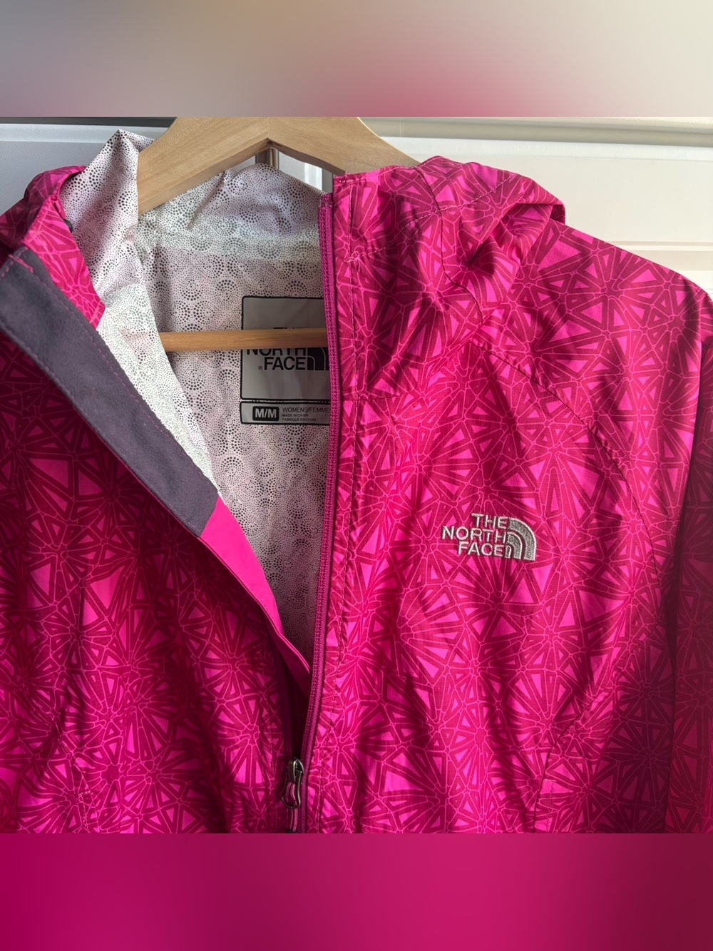 The North Face Women's Fuchsia Geometric Hooded Rain Jacket
